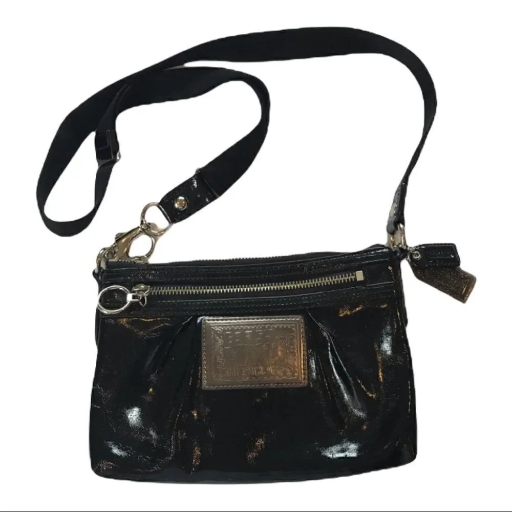 Coach Poppy black Patent Leather crossbody purse